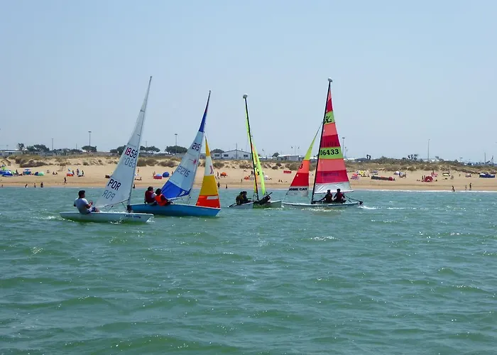 Hotel Santo Antonio Da Baia 3*